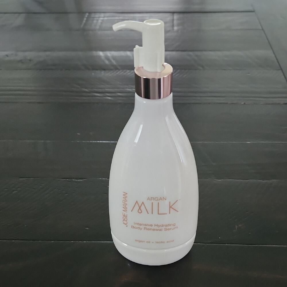 JOSIE MARAN Argan Milk Intensive Hydrating Body Renewal Serum Vanilla Bean 20 oz
